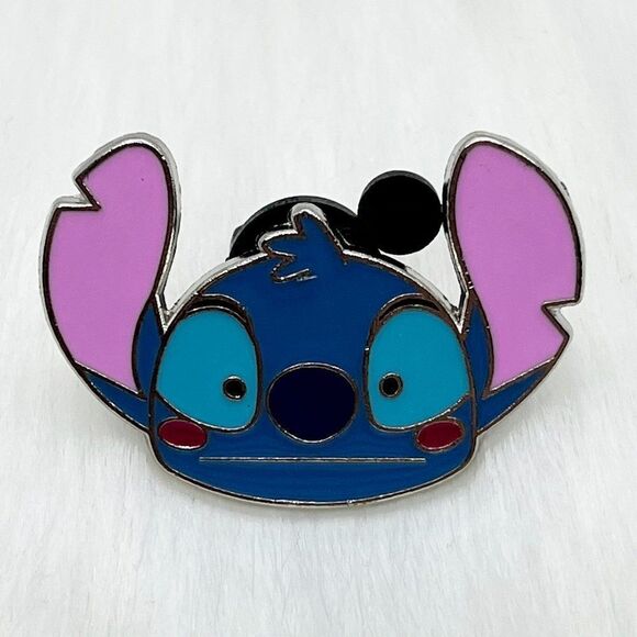 🔮 5/$25 Disney Lilo And Stitch 😐 Emoji‎ Pin - Picture 1 of 3